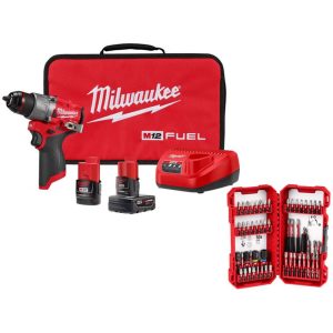 Cordless Drills; Chuck Type: Keyless ; Handle Type: Pistol Grip ; Reversible: Yes ; Speed (RPM): 1550 ; Torque (In/Lb): 400 ; Batteries Included: Yes